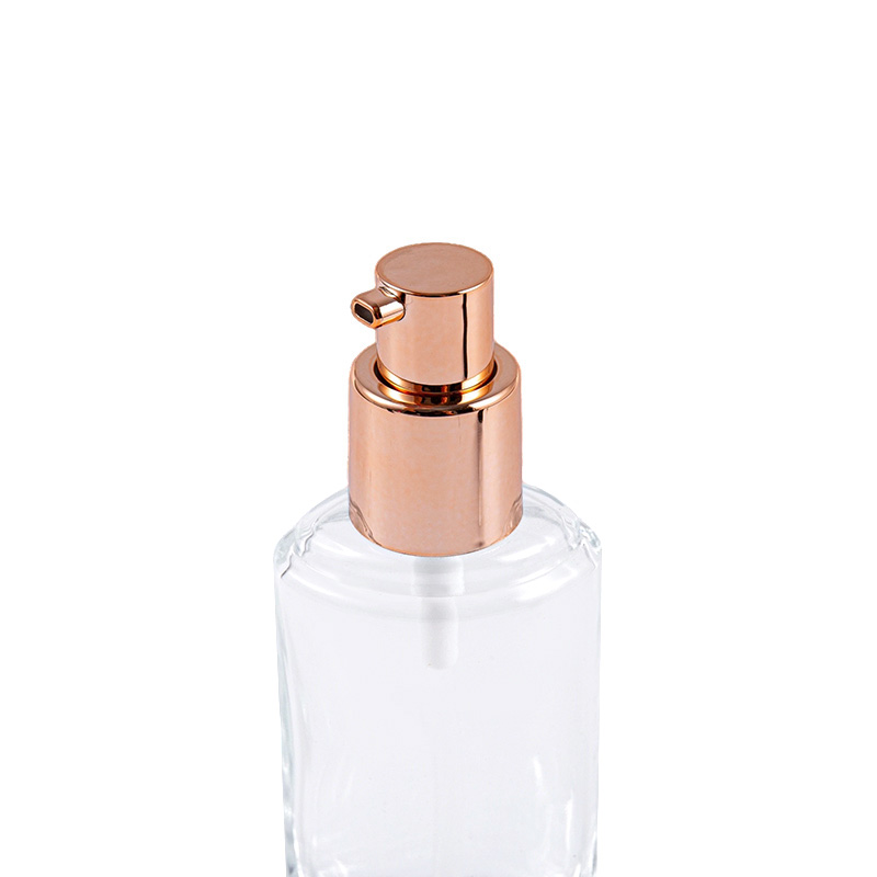 Rozprašovací čerpadlo s vestavěným pružinovým čerpacím prvkem Rozprašovací čerpadlo s vestavěným pružinovým čerpacím prvkem